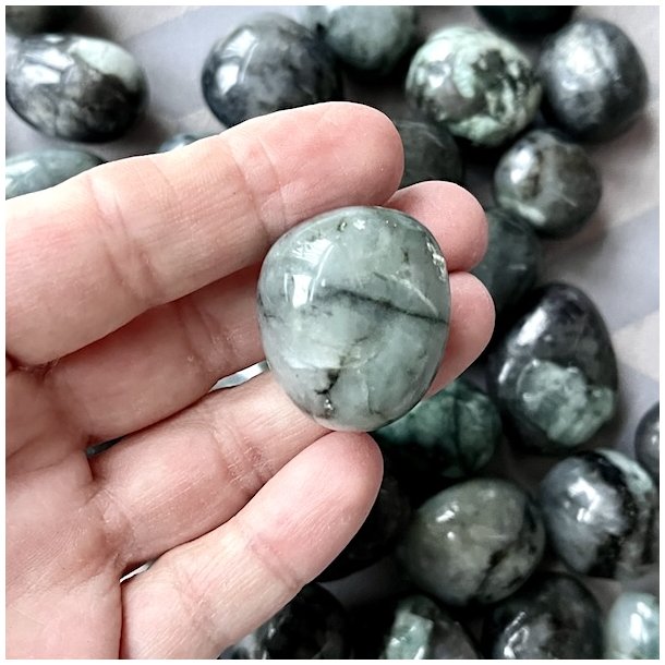 Smaragd lommesten -  Runde -  M�l  2,5 - 3 cm