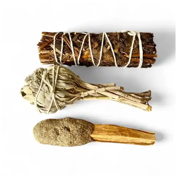 Elementernes Renselse  Spirituel Energisampak med smudgestick, salvie og yerba buena