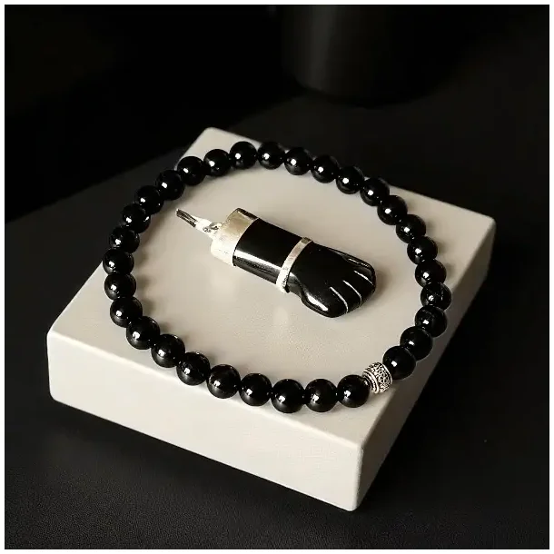 Beskyttende smykkest i sort turmalin med armbnd 17-20 cm og higa vedhng