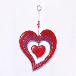 Hndlavet solfanger 11 x 18 cm  dobbelthjerte i rd og violet med lys og varme