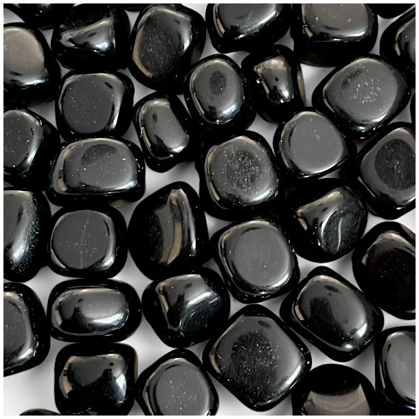 Sort obsidian | Lommesten | M�l 2 - 2,5 cm