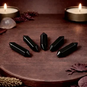 Sort obsidian dobbelttermineret spids 3 x 1 cm � Til grids og beskyttelse mm.