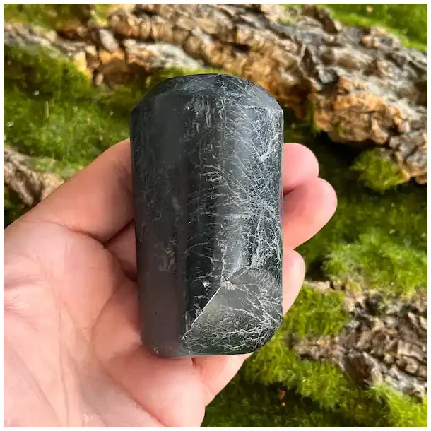 Sort Turmalin rpoleret Freeform  Beskyttelse &amp; Energirensning (C)