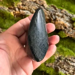 Sort Turmalin rpoleret Freeform  Beskyttelse &amp; Energirensning (B)