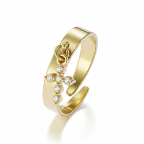 Smuk justerbar forgyldt st�lring med kors og klare facetslebne rhinsten