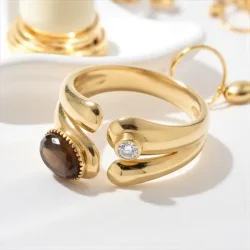 Justerbar Forgyldt Ring med Tigerje og Rhinsten  Beskyttelsens Kraft