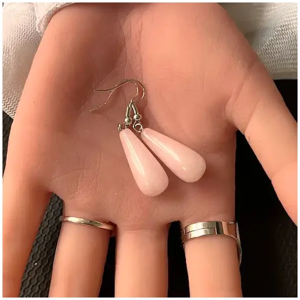 Drbeformede rosenkvarts reringe 4 cm totallngde