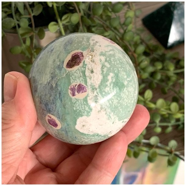 Kugle i fuschit med rubin UNIKA | Ml 6 cm