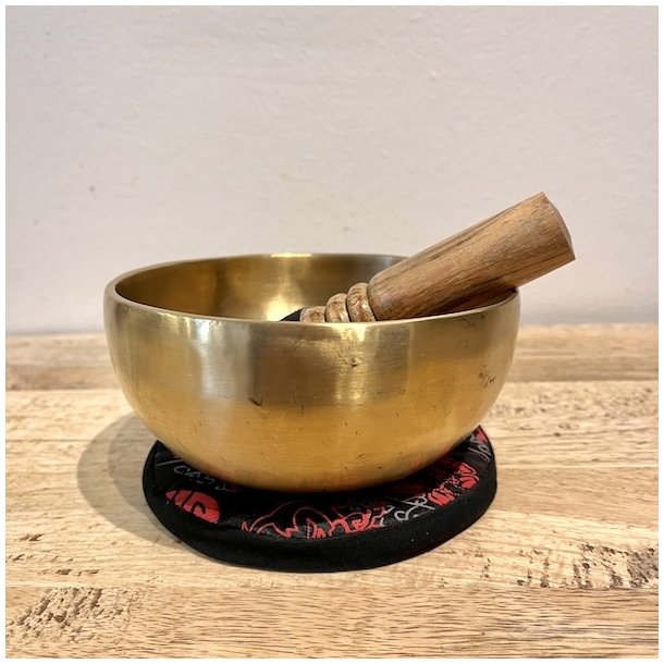 Hndlavet Tibetansk Klangskls St  Unik Klang, Design og Harmoni, 15 x 7 cm 