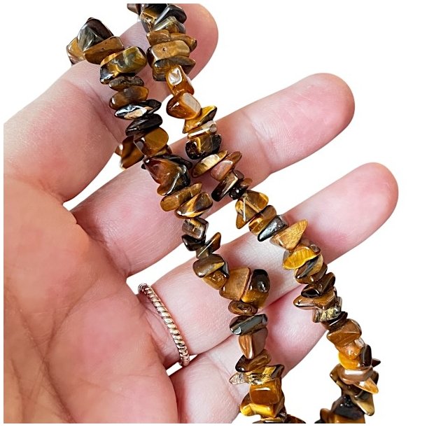 Elegant halskde med Tigerje  76 cm i lngde