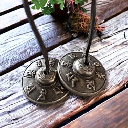 Tibetanske tingsha klokker i messing | mantra | Ml ca. 6,7 cm i diameter