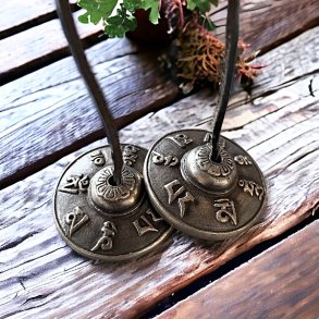 Tibetanske tingsha klokker i messing | mantra | Ml ca. 6,7 cm i diameter