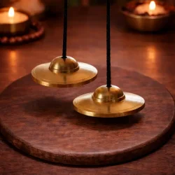 Tingsha klokker i massiv messing 10,5 cm � h�ndlavede med l�dersn�re 47 cm