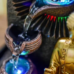 Buddha Zen fontne med roterende glaskugle, aftagelig statue og LED-lys