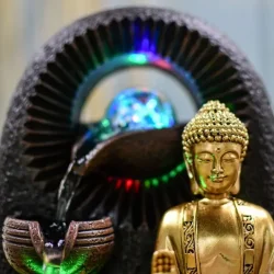 Buddha Zen fontne med roterende glaskugle, aftagelig statue og LED-lys