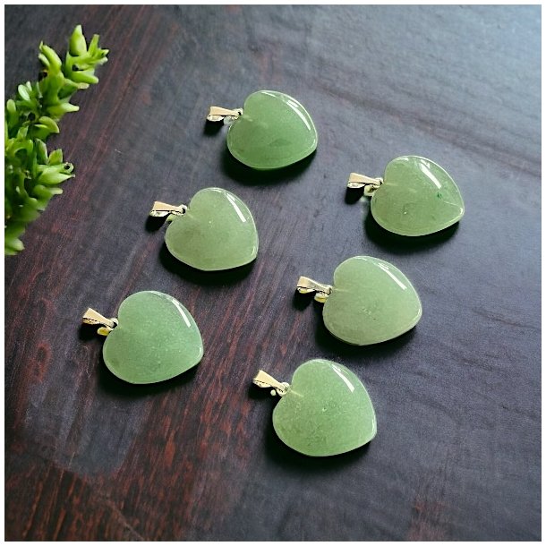 Krystal vedh�ng | gr�n aventurin | hjerte | M�l 2 x 2 cm