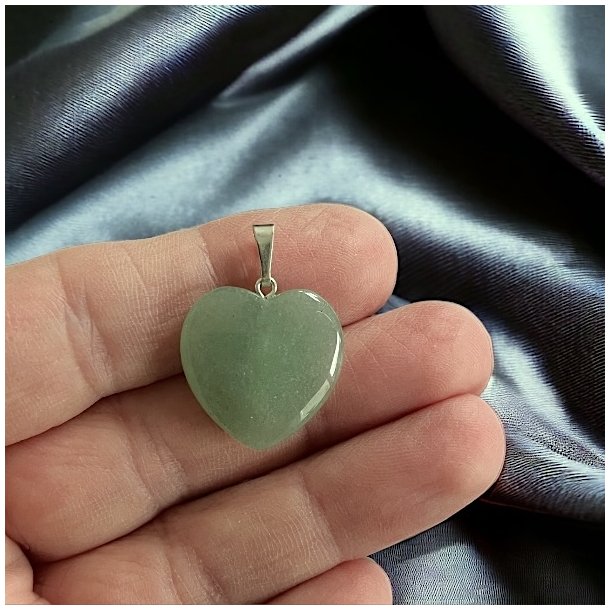 Krystal vedhng | grn aventurin | hjerte | Ml 2 x 2 cm